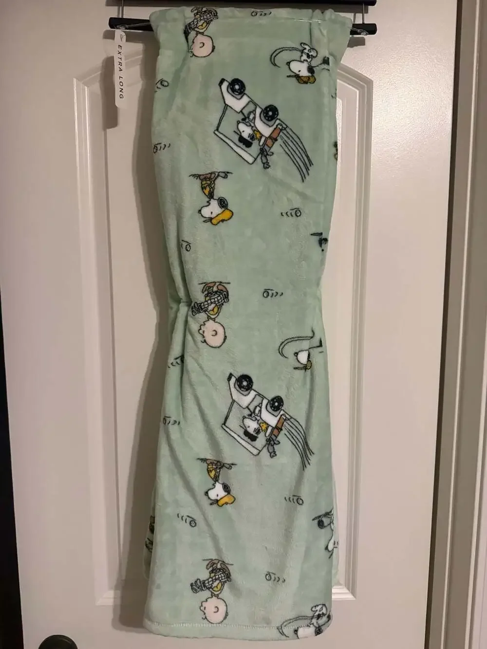 Peanuts Snoopy & Charlie Brown Sports Golf VelvetLoft  Throw Blanket 60x70